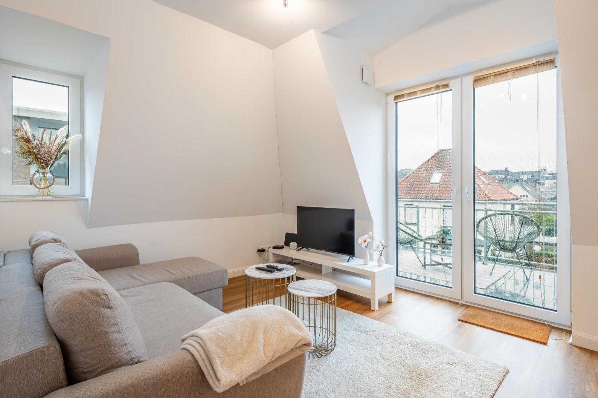 Neubau Wohnung Am Eversten Holz Oldenburg Exterior foto